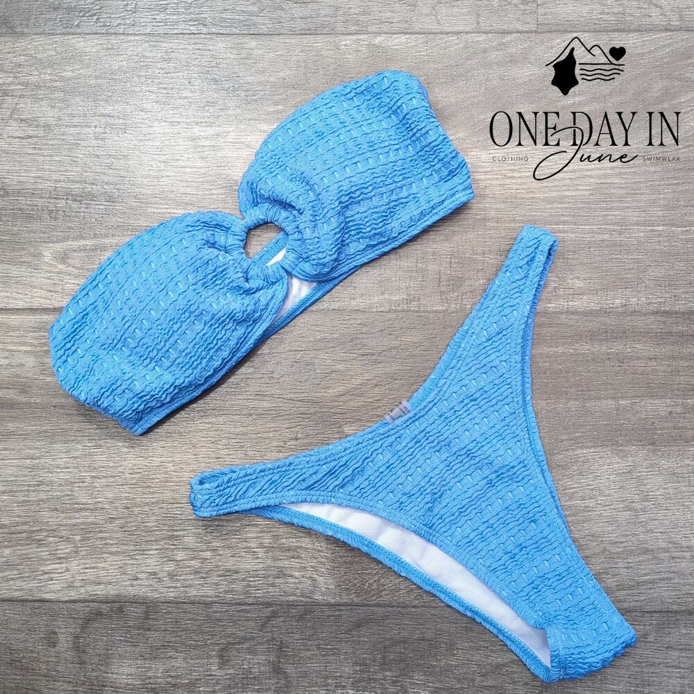 Adisputent Textured Bandeau Bikini Swimsuit Size S